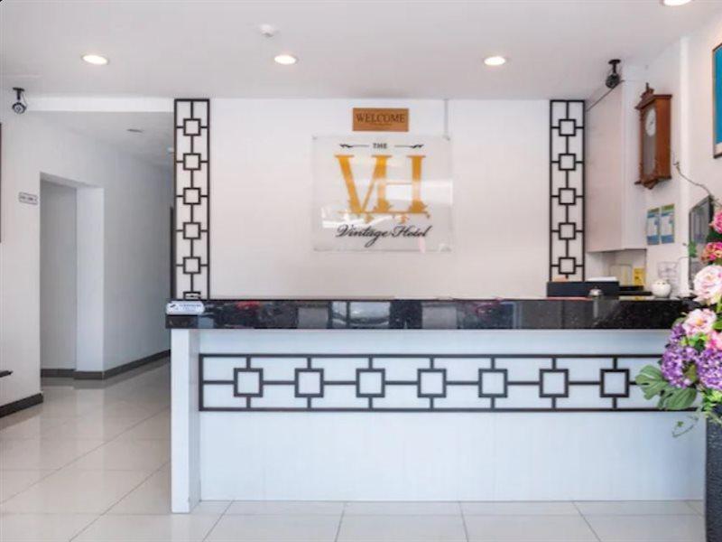 Super Oyo 596 The Vintage Hotel Τζόχορ Μπάχρου Εξωτερικό φωτογραφία